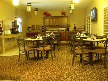 Landmark Inn And Suites Vernal Buitenkant foto